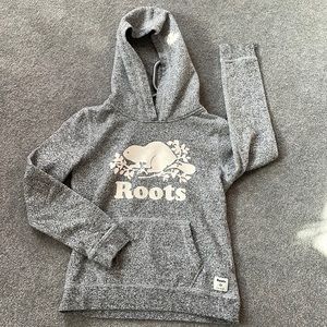 Roots grey youth size large (for 9-10 year olds) hooded sweatshirt